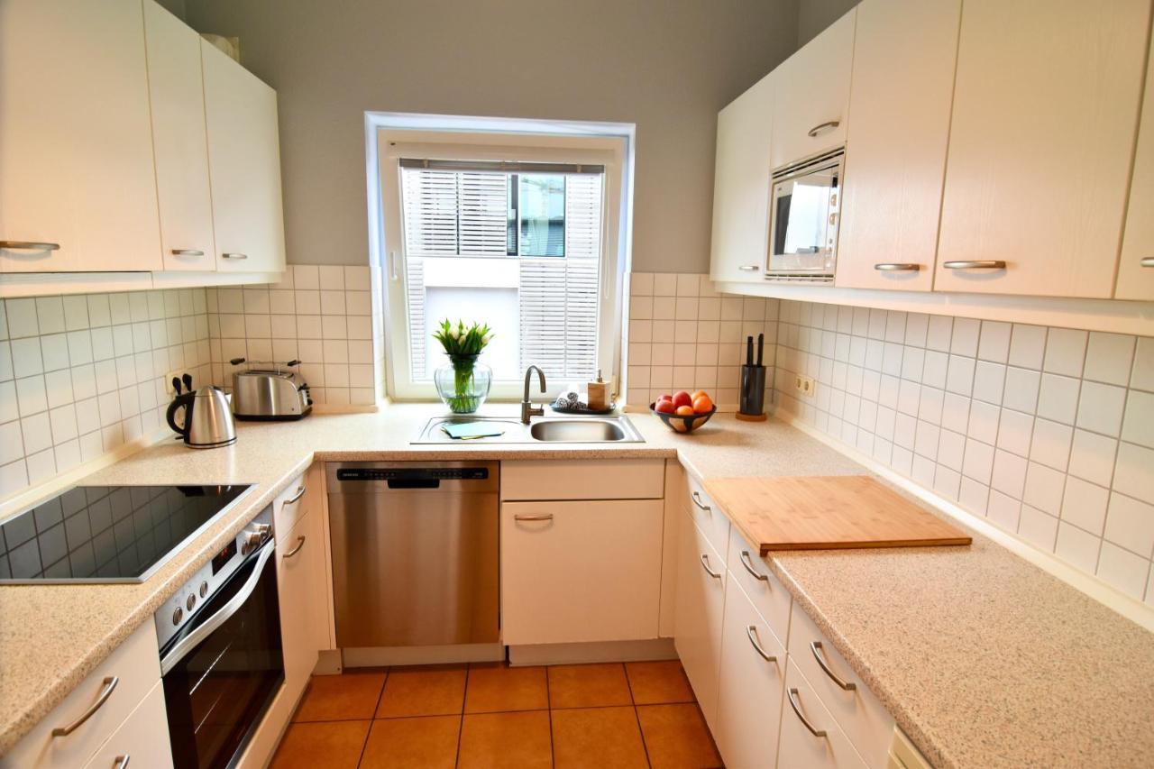 Penthouse Hafenblick - Private Sauna - Teil Der Holidayescapes Kollektion Любек Екстериор снимка